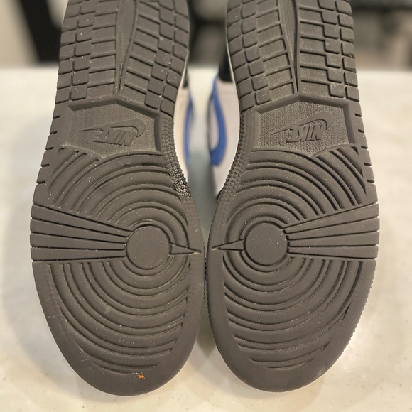 Air Jordan 1 Mid GS 'Racer Blue' 2021 Size 6 1/2Y - Picture 9 of 10